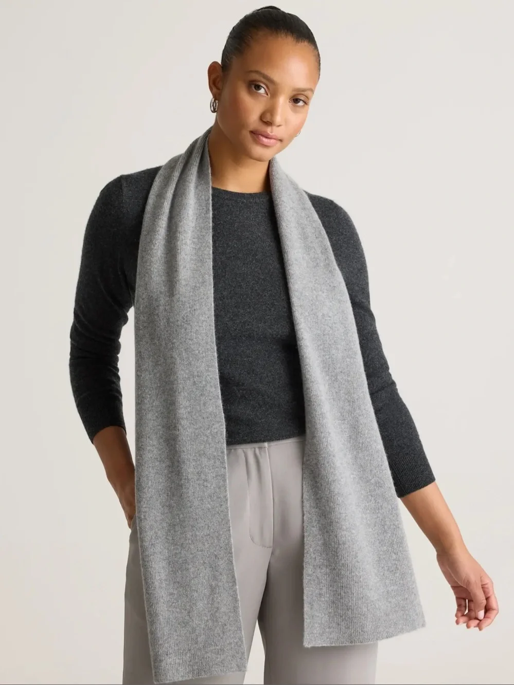 Quince Mongolian Cashmere Scarf New with tag 🏷️ Heather Gray